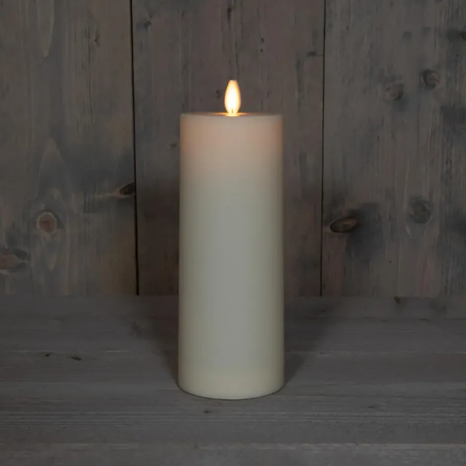 Anna's Collection LED kaars - ivoor wit - 8 x 22 cm - stompkaars