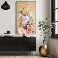 Art Frame Vrouw met bloemen - 118 x 70 - Goudkleurig