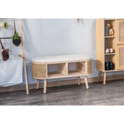 Bank met opbergruimte van rotan en beige fluweel
