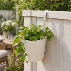 Bloempotje met haak - plantenbak zink met ophanghaak - wit