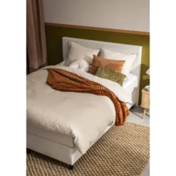 Boxspring Liv egaal - ecru - 160x200 cm - slanke poot