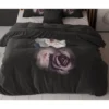Dekbedovertrek Midnight Rose 240x220 – Zacht & Ademend – Incl. 2 Kussenslopen