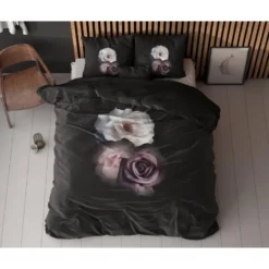 Dekbedovertrek Midnight Rose 240x220 – Zacht & Ademend – Incl. 2 Kussenslopen
