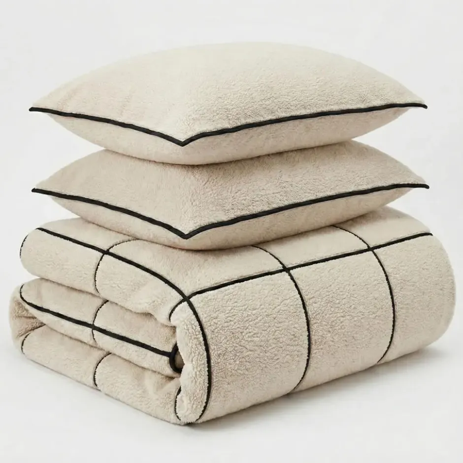 Dekbedovertrek Teddy Trim Beige 240x220 – Zacht & Warm – Incl. 2 Kussenslopen