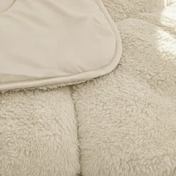 Dekbed zonder Overtrek Lazy Teddy 200x200 – Superzacht & Wasbaar – Beige