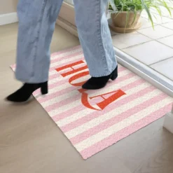Deurmat 90x60 cm Hola - Quote - Strepen - Pastel - Roze - Rood - Wit