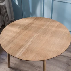 Eettafel voor 6 personen van massief grenen D120