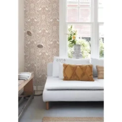ESTAhome behang bloemen en vogels in art nouveau stijl nude kleur en wit