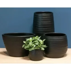 Floran Bloempot - zwart - relief - keramiek - 17 x 14 cm