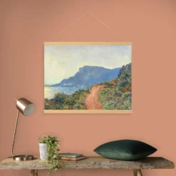 Hangende Poster Linnen Zuidelijk Landschap Monet The Red Road 60x80cm