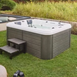HOME DELUXE Buiten whirlpool BEACH Met treden en thermische afdekking