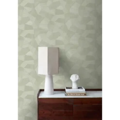 Origin Wallcoverings behang grafisch 3D motief licht vergrijsd groen