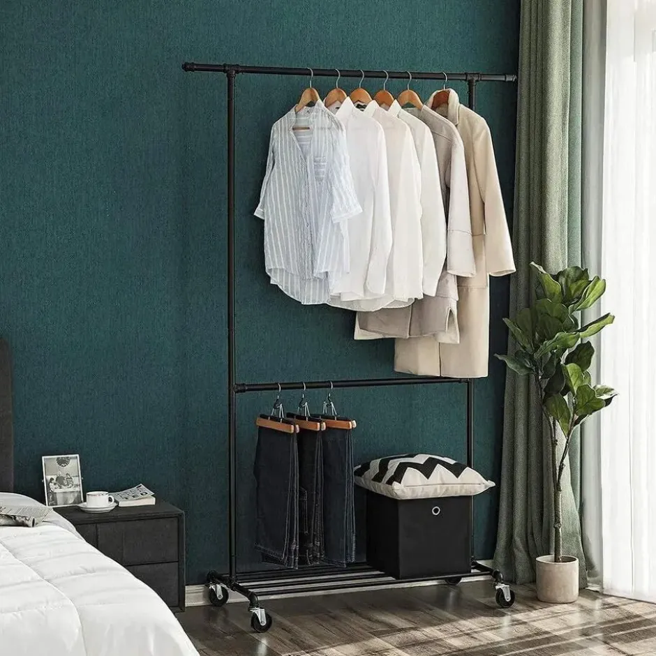 Parya Home - Kledingrek Op Wielen - Metaal - Zwart