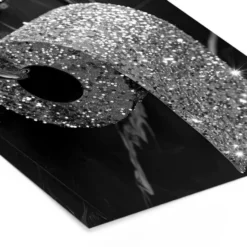 Poster met lijst 60x80 cm WC - Toilet papier - Zwart wit - Glitters