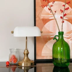 Qazqa bureaulamp banker goudkleurig e27