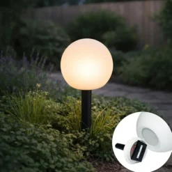 Qazqa solar lamp ludger wit geïntegreerde led