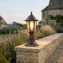 Qazqa staande buitenlamp new haven goudkleurig e27