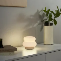 Qazqa tafellamp met glas kumo beige g9