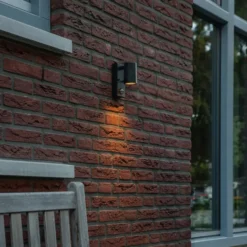 Qazqa wandlamp met bewegingssensor solo zwart gu10