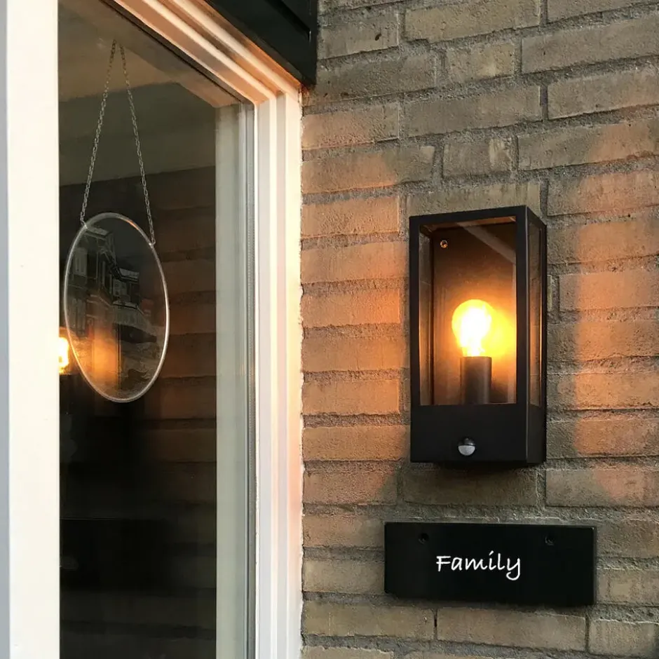 Qazqa wandlamp met bewegingssensor rotterdam zwart