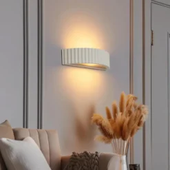 Qazqa wandlamp plaster beige e14