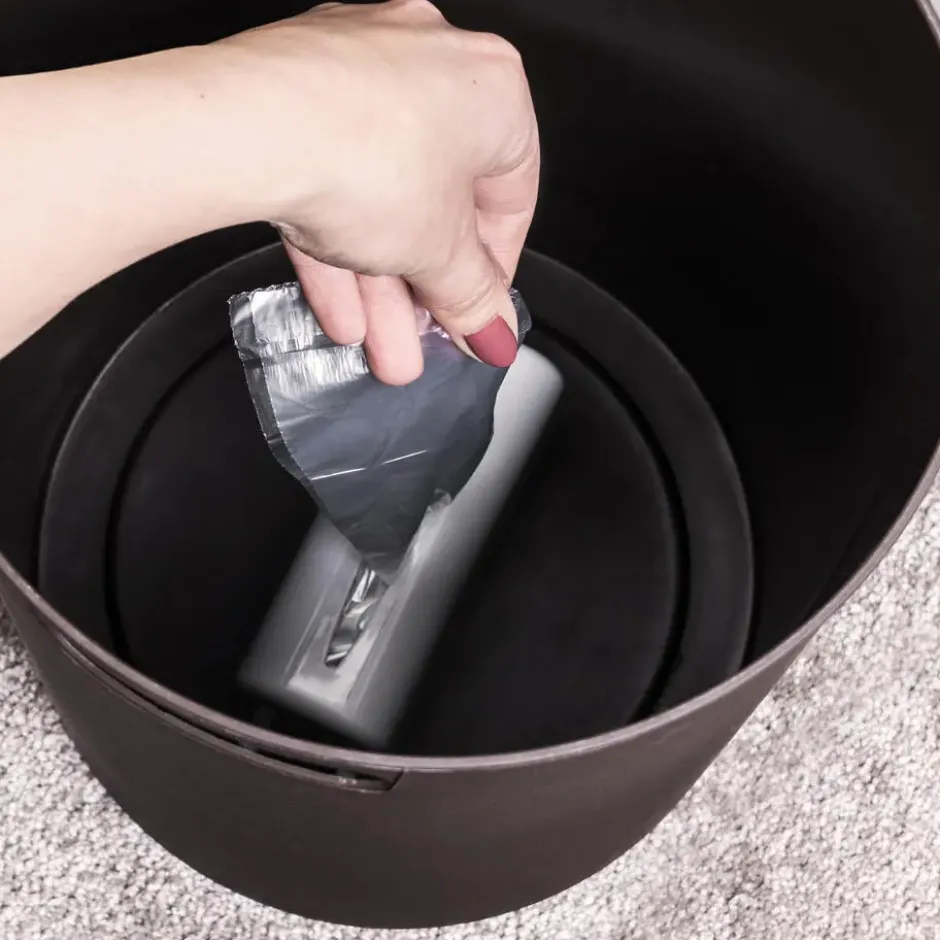 QUVIO Prullenbak plastic met binnenemmer - 12 L - Zwart