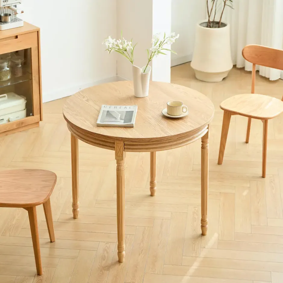 Ronde eettafel voor 4 personen in dennenhout