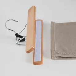 Set van 12 Massief Houten Broek hangers - met vilt Anti-Slip