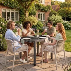 tectake Tuintafel Zwart Uitschuifbaar Aluminium voor 4-6 pers Weerbestendig
