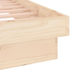 vidaXL - Bed met LED - Naturel - Massief hout - 120x200 cm